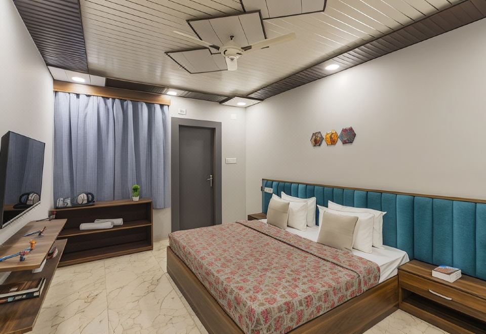 Madpackers Jaipur