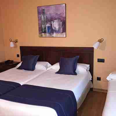 Hotel Las Provincias Rooms