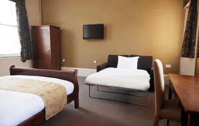 Kings Arms Hotel by Greene King Inns Các khách sạn ở Westerham