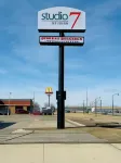 Studio 7 on Main Hotels in West Fargo