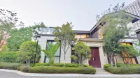 Benyunke Villa (Xinpu Highway Branch) Отели рядом с достопримечательностью «Yulong Bay Park»