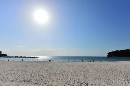 Step by Step Отели рядом с достопримечательностью «Пляж Ширара-Хама»