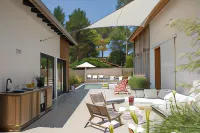 Salty Woods Lodge, Chambre d'hôtes Hotels in Soustons