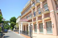 Hotel Villa Caterina Các khách sạn ở Rimini