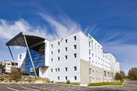 Sure Hotel by Best Western Nantes Beaujoire Hotels in Basse-Goulaine