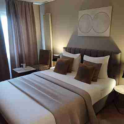 Park Hotel Airport Rooms