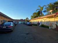 Sands Inn Hotels in Lynwood