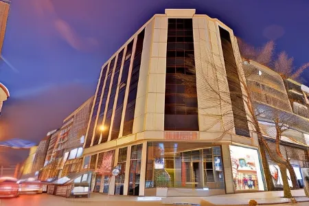 Grand Madrid Hotel