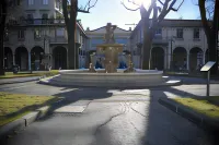 貝加莫15號旅館