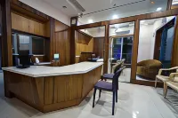 Hotel Shree Annapurana, Kolhapur Panhala Road Hotel di Madale