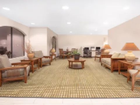 CASH REWARDS INN & SUITES Hotels in Roswell