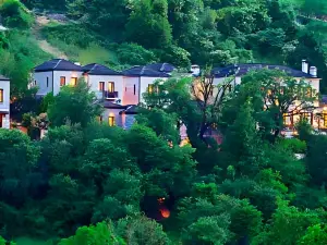 Aristi Mountain Resort