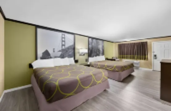 克雷申特城温德姆速8酒店 克雷森特城酒店