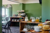 Balmoral On York Hotels in Launceston