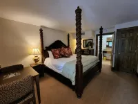 The Inn at Shady Lawn فنادق في Beech Mountain
