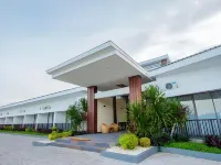 Estrella Hotel & Conference Hotels in der Nähe von Flughafen Banggai (Luwuk)