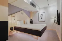 Hotel with Urban Deli Hotels near Drottninggatan