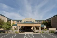 Courtyard Cleveland Beachwood فنادق في Warrensville Heights