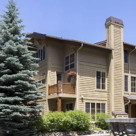 Luxury Baldy View Townhouse 3Bd• Near Baldy & Downtown • Bikes