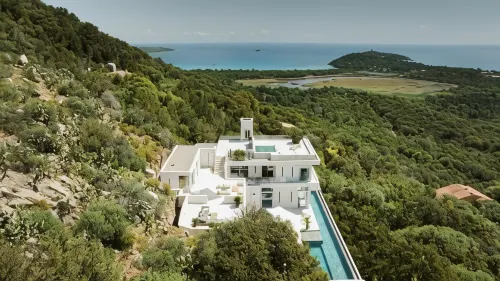 Villa Tigliola Hotels in Lecci