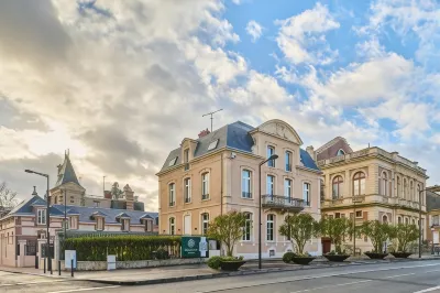 Maleyssie les Suites Hotels in Le Coudray
