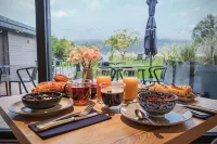 Villa Caroline, Lac d'Annecy Hotels in Talloires