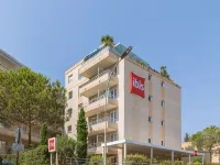 Appartement T2 en Bord de Mer Hotels near Parc du Cap Martin