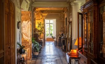 Le Petit Chateau de Conteville