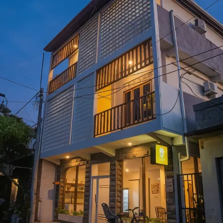 Alba Inn Sanur by SooBali Отели рядом с достопримечательностью «Пляж Сегара»