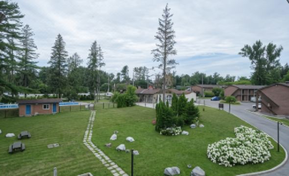 Ramada by Wyndham Ottawa on the Rideau