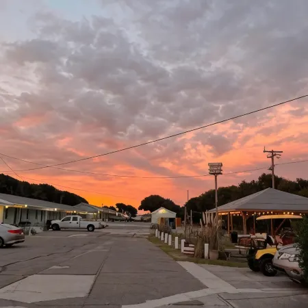 Swell Motel