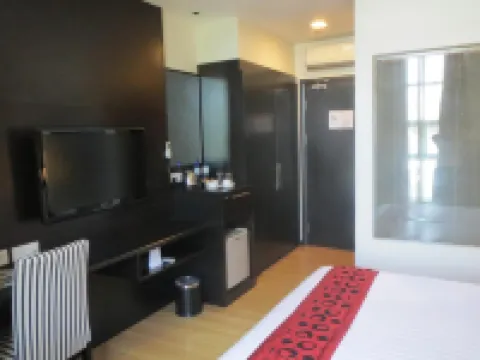Tat Place Hotel โรงแรมในกัวลาเบไลต์