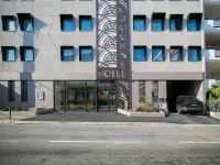 Best Western Hotel Journel Saint-Laurent-Du-Var Aéroport Hotels near Phoenix Park