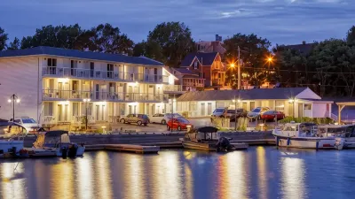 Picton Harbour Inn Hotel di Picton