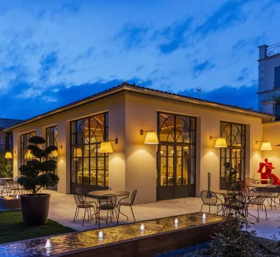 Hotel Clos Castel Hotels in Samazan