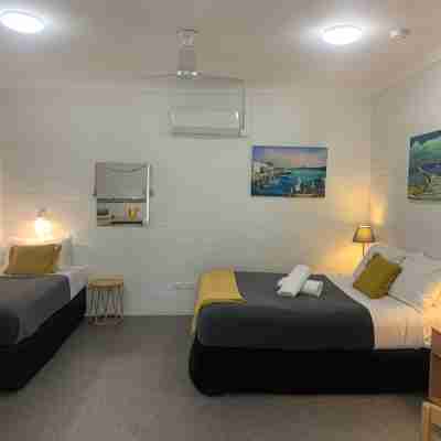 Ocean Shores Motel Rooms