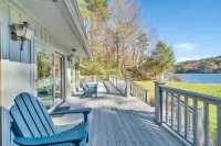 Escape to Serenity: Lakefront Paradise Awaits! AMENITIES INCLUDED