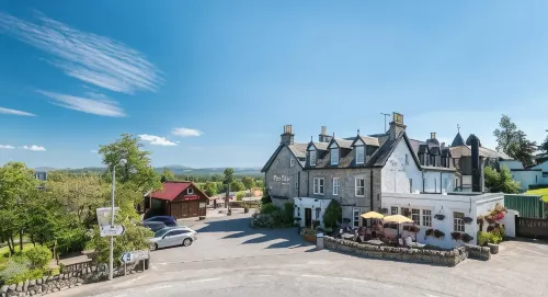 Boat Country Inn and Restaurant فنادق في غرانتاون أون سبي