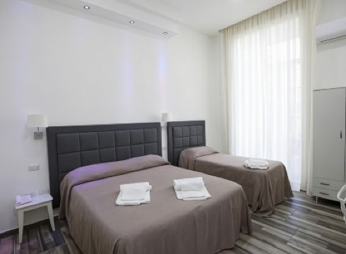 Napoli Garibaldi Square