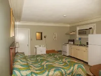 Motor Court Motel