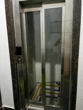 Avatar Living @Safdarjung Enclave Отели рядом со станцией Moolchand