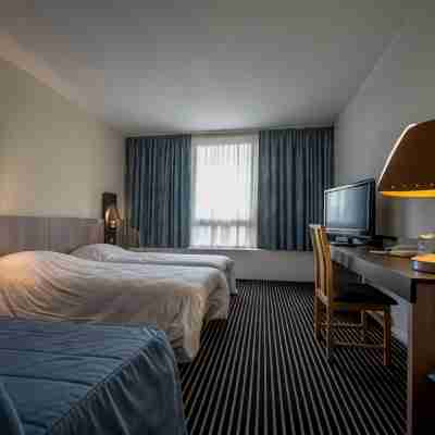 hôtel KYRIAD Montchanin Le Creusot Rooms