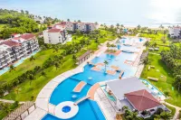 Luxury Condos at Mareazul Beachfront Complex with Resort-Style Amenities - Homestays