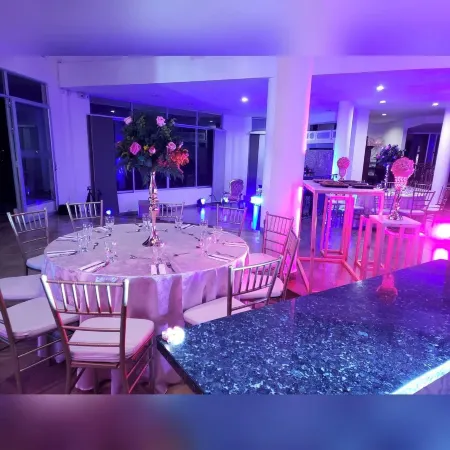 Castillo Del Toro Отели рядом с достопримечательностью «Parque del Cafe»