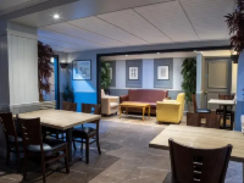 Best Western the Manor Hotel  Suites Hotels in Gravesend