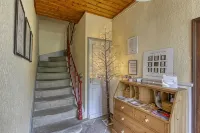 Les Jardins d'Anna - Chambres d'hôtes Hotels in Massiac