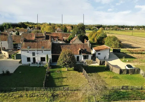 18th century gîtes in the VAL DE CHAMBORD at the gates of Chambord Các khách sạn ở Loir-et-Cher