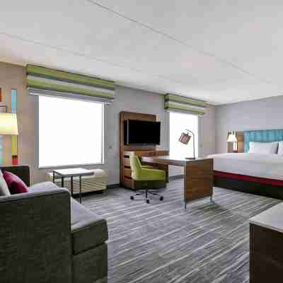 Hampton Inn & Suites by Hilton Guelph Rooms