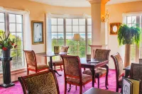 Bluenose Inn - Bar Harbor Collection - breakfast