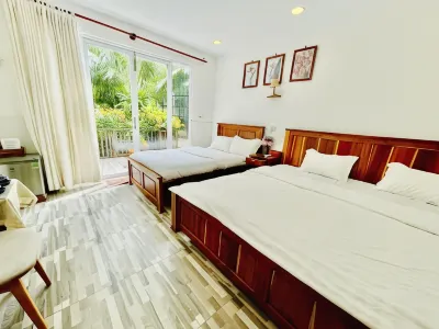 Hoang Phuc resort Các khách sạn gần Cửa Hàng Tạp Hóa Chung Trực